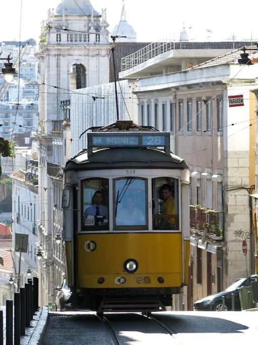 C3 Bairro Alto Cozy Romantic Loft In 18Th Century Building Lisboa Екстериор снимка